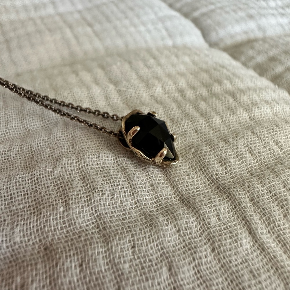Kendra Scott Black Pendant Necklace